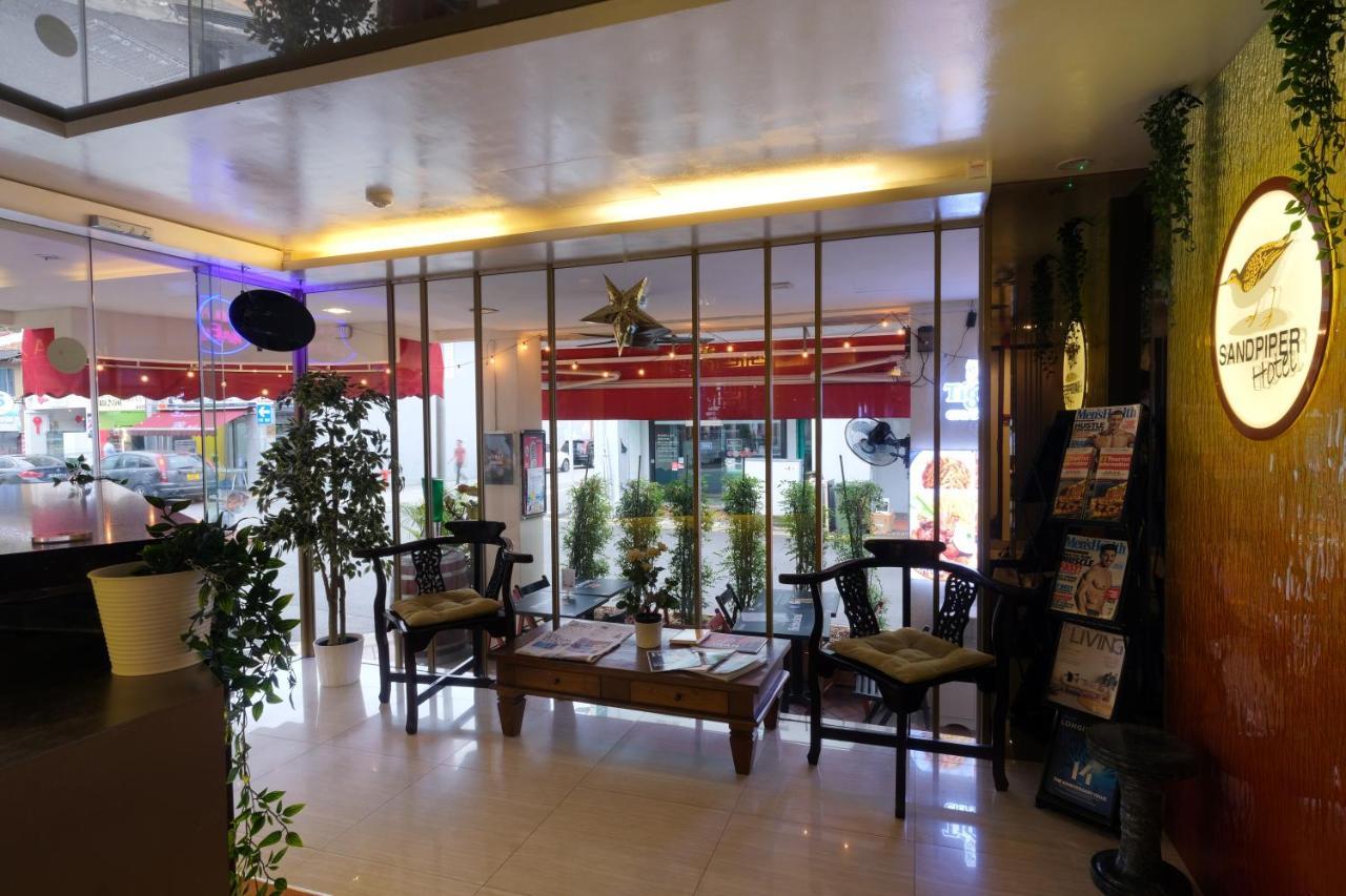 Single Sharing Room And Short Hours Stay At Sandpiper Hotel シンガポール エクステリア 写真