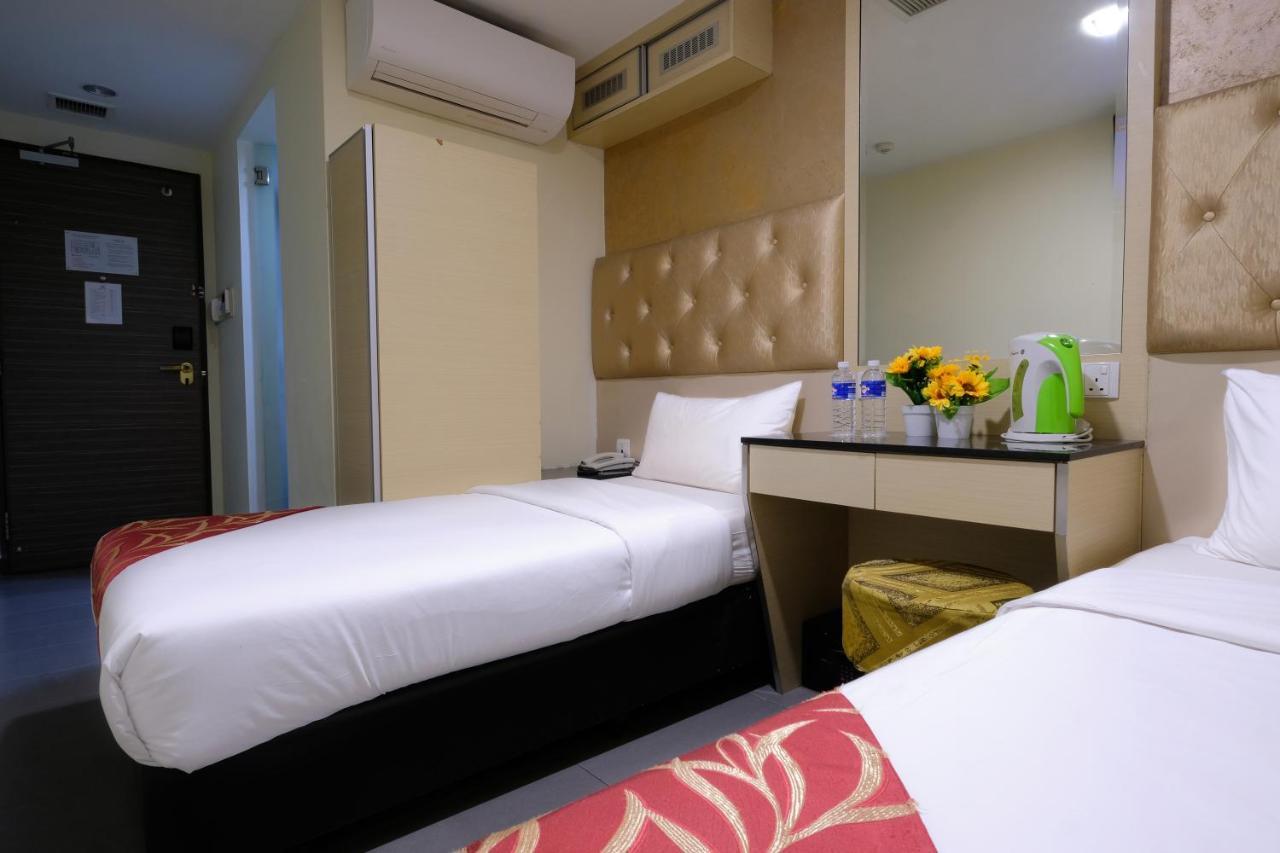 Single Sharing Room And Short Hours Stay At Sandpiper Hotel シンガポール エクステリア 写真